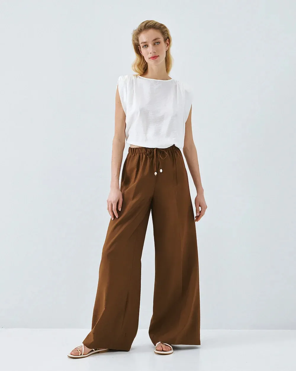 ACCESS - Γυναικείο Τοπ κοντό με τσαλακωτή όψη  63-2106 OFF WHITE